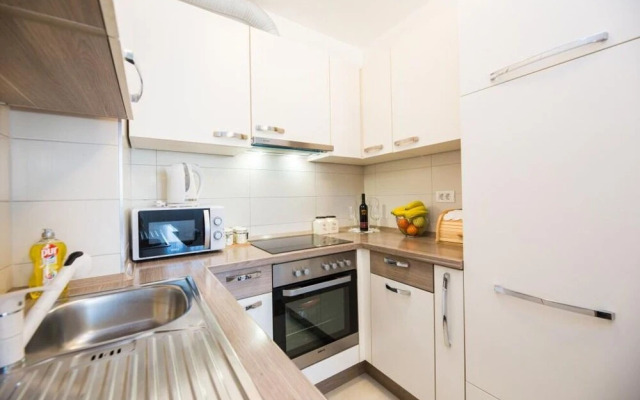 Bosiljka-comfortable and Modern - A1