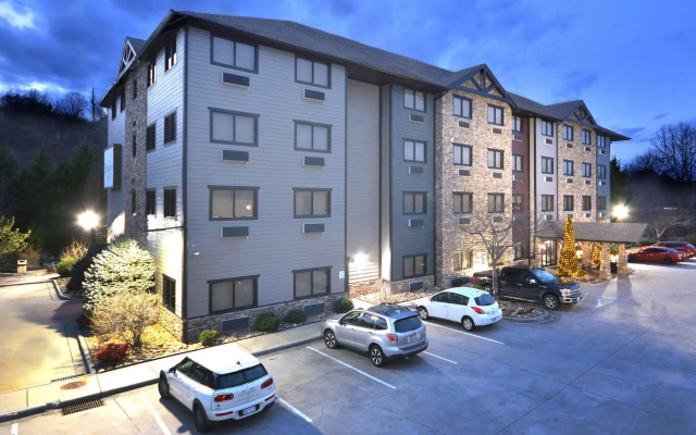 Brookstone Lodge near Biltmore Village, Ascend Hotel Collection by Choice Hotels International