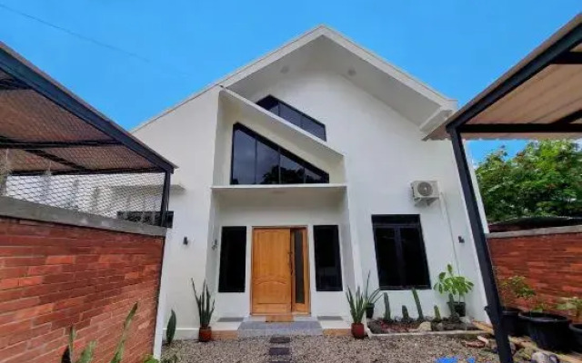 Yustien Homestay Jogja 3 Bedroom