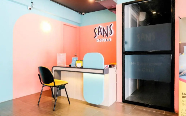 Sans Hotel Roxy Jakarta