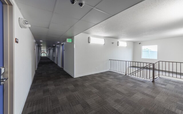 Regency 265 Motor Inn