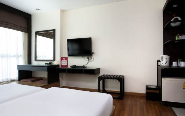 NIDA Rooms NaNa le Metro Sukhumvit Soi 4