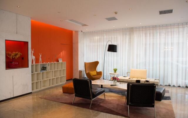 Aishang Hotel (Lecong Furniture Mall, Foshan)