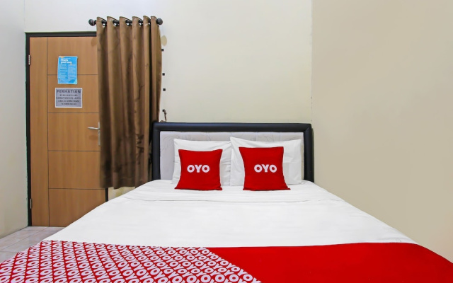 Hotel O Atlanta Guesthouse – Guest Rooms – Semarang