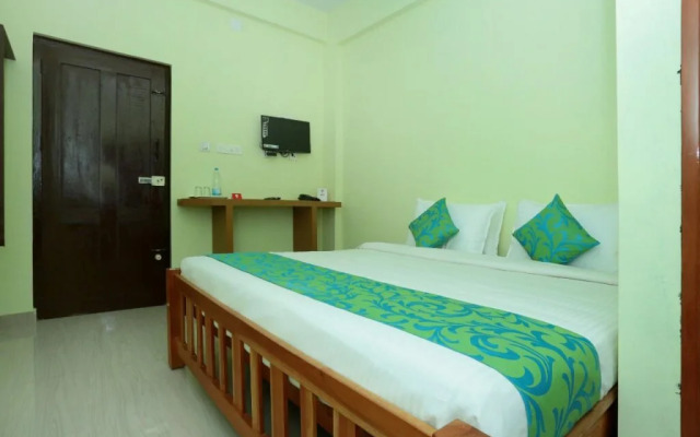 Hotel Periyar Towers by OYO Rooms