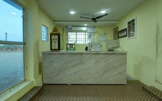 OYO 37674 Ve Vin Lodge