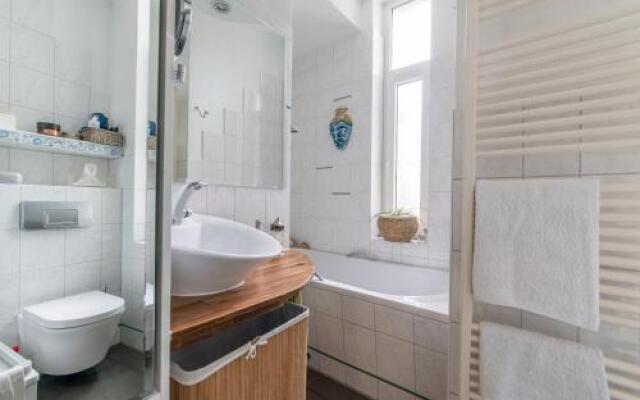 5829 Private Room 1 Person