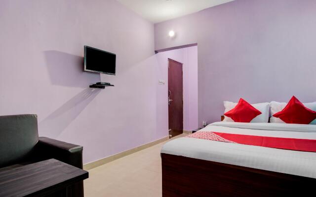OYO Flagship 28018 Hotel Allena