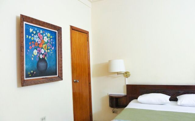 Prince Hotel