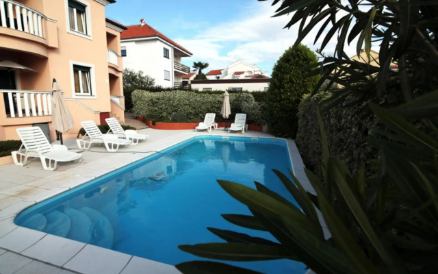 Eddie - great location & comfor - A4(4+1)