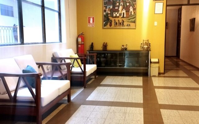 Hotel Yañez Inn