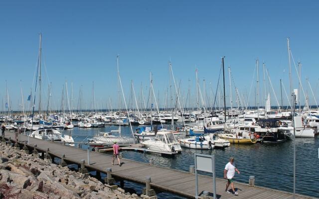 Lovely Apartment in Kühlungsborn near Sea Beach