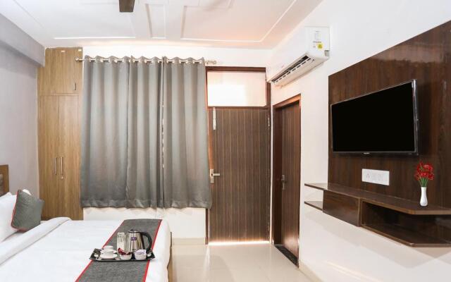 Townhouse 1077 Hotel Noida Galaxy