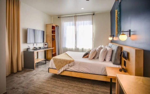The Monterey Motel