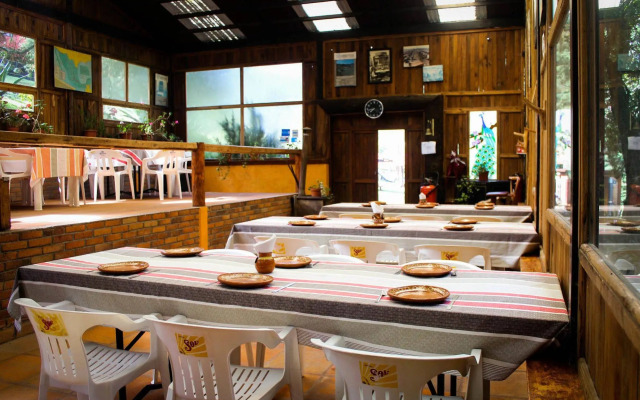 Los Vagones Cabañas Restaurante Bar