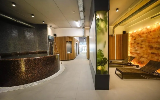 AQUAREL health & spa center