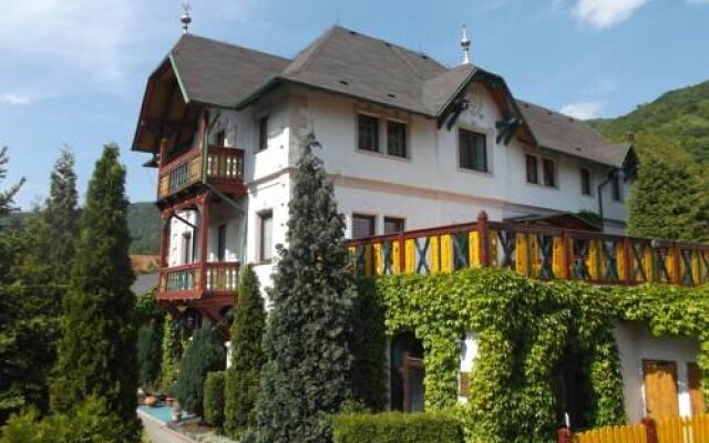 Hotel Penzion Srdíčko