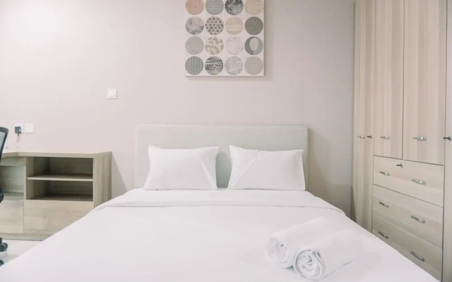 Nice And Modern Studio Apartment B Residence