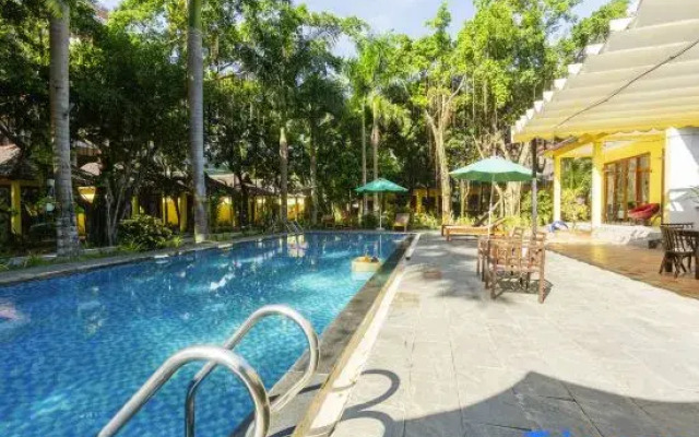 Green Bungalow Garden Resort