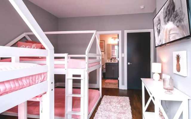 Going Fast Dollys Dream 12 Beds