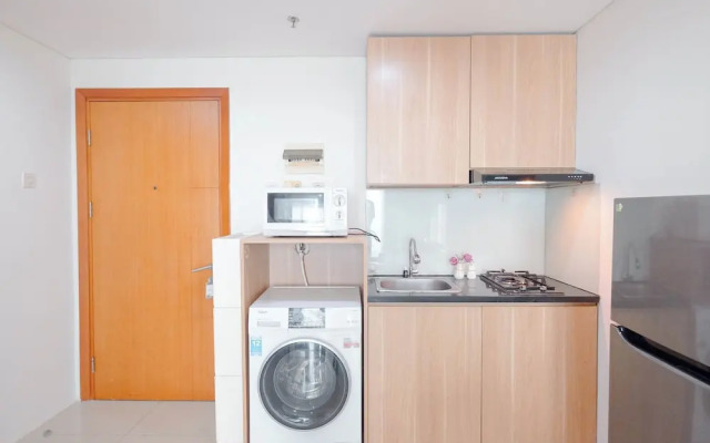 Good Location 2Br Apartment At Woodland Park Residence