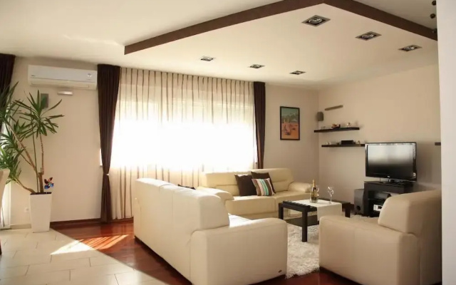 Apartment Toma
