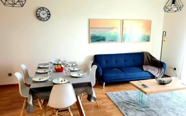 Hill & Sea House