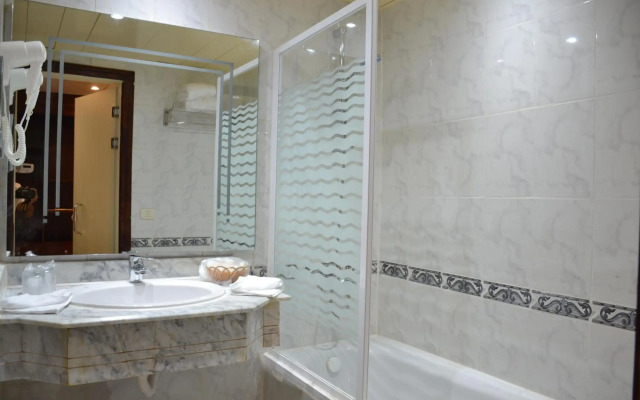 Regency Plaza Aqua Park & SPA