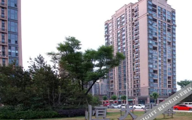 Xinyang Yunzhi Hotel