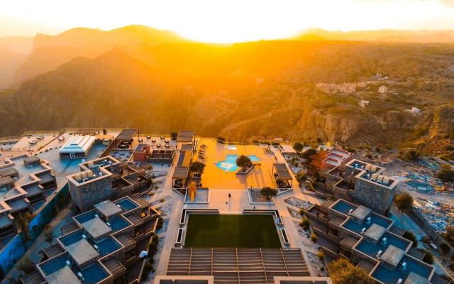 Sahab Resort and Spa