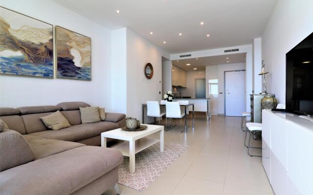 Sunset Drive 1-46 Poniente Beach
