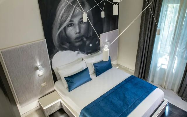 Via Veneto Luxury Suites