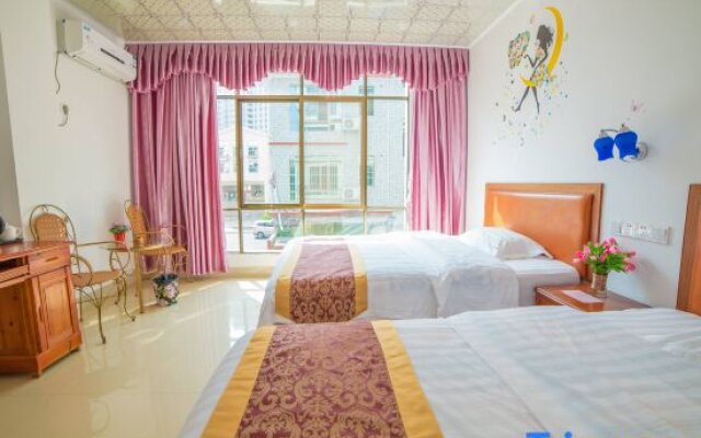Danxia Mountain Haojing Hotel