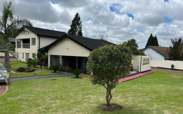 Mongi Guest House