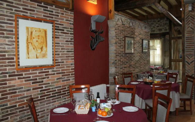 Hotel San Roque