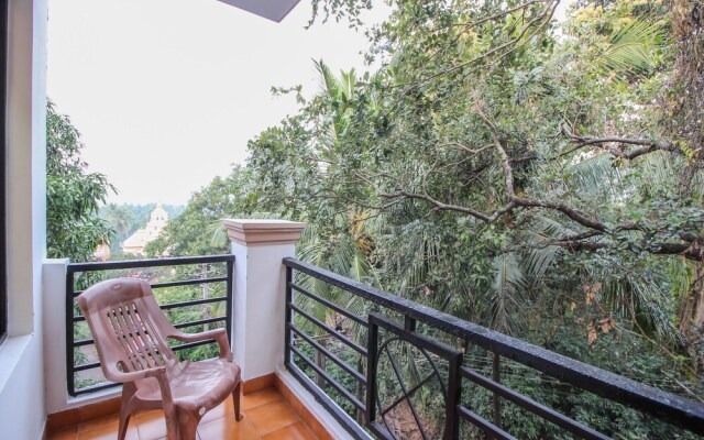 OYO 10726 Home Modern Pool View 2BHK Vagator