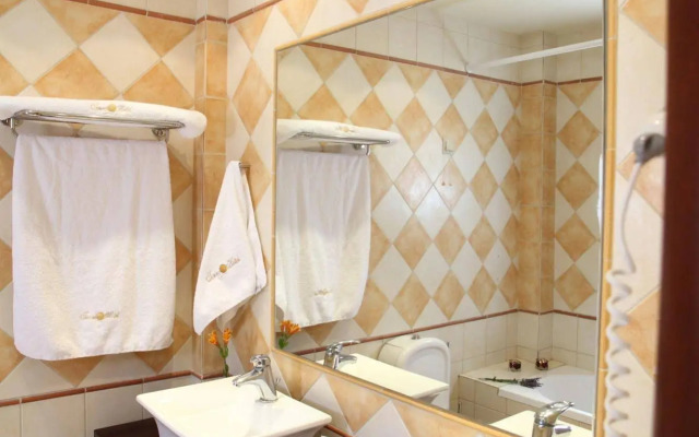 Hotel Tesoro