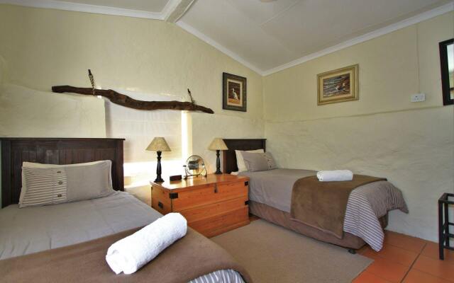 Ganora Guestfarm & Excursions