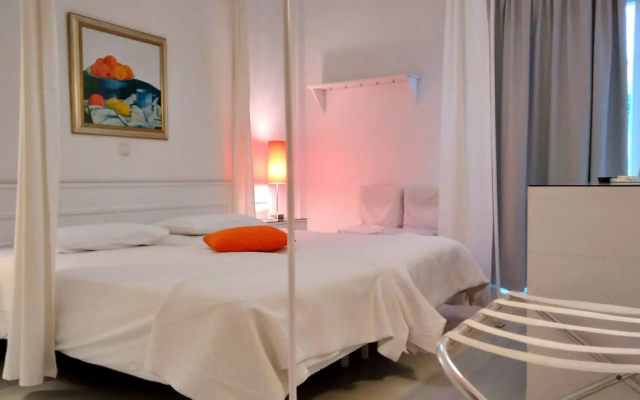Paradise Art Hotel