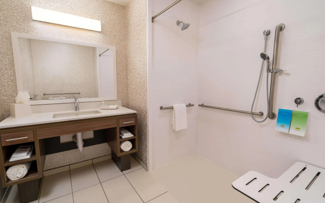 Home2 Suites by Hilton Corona