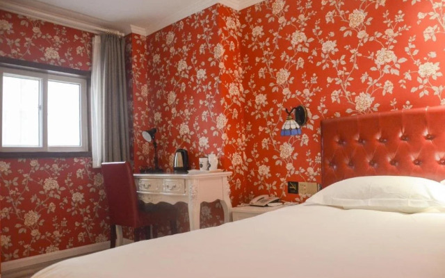 Qingdao Xiehou International Youth Hotel