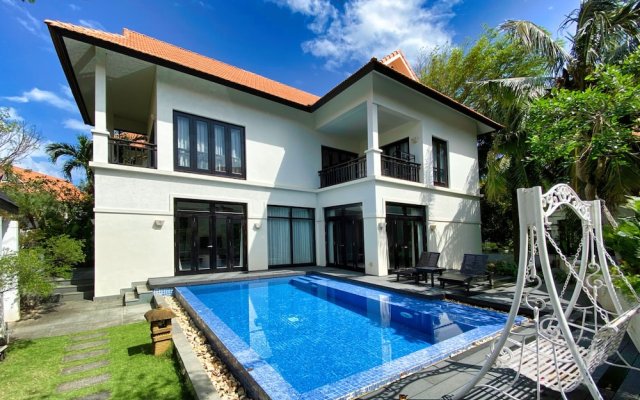 "elegant Pool Villa In 5star Resort My Khe Beach Num11"