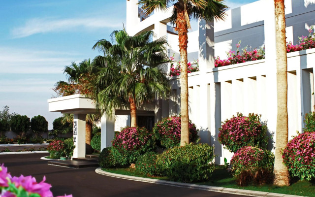 Palmyard Hotel