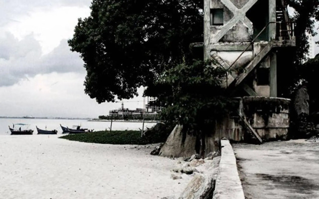 8 Boutique By The Sea