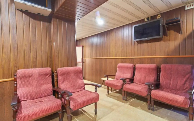 Hotel Embassy