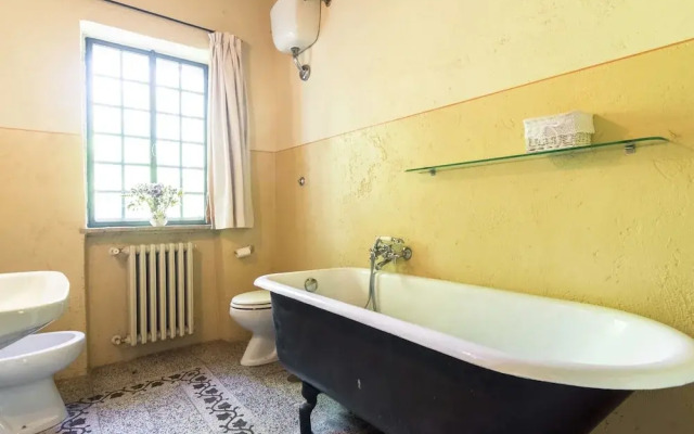 Spacious Villa in Sermugnano With Private Swimming Pool