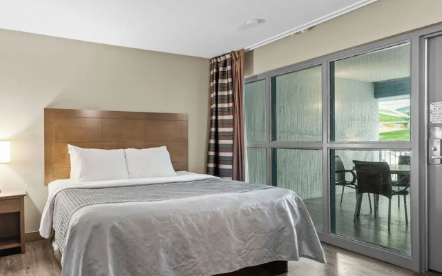 Travelodge Hotel Saskatoon