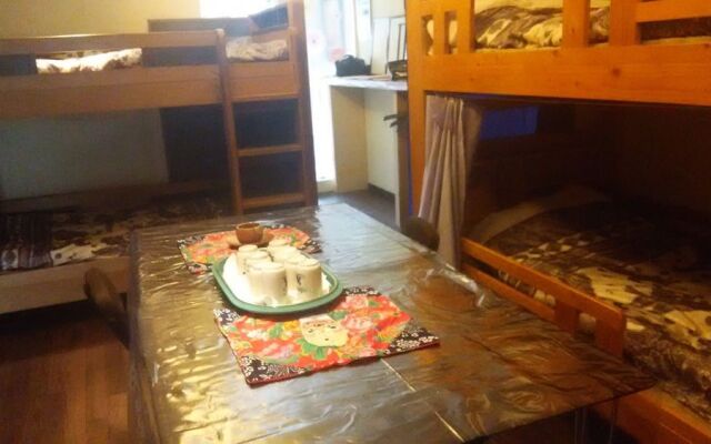 Guest House HANA – Hostel