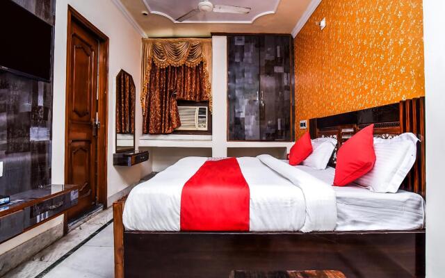 OYO 19391 Forever Banquet & Rooms