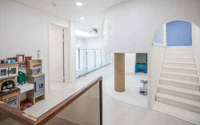 Pohang The Elite Kids Pool Villa